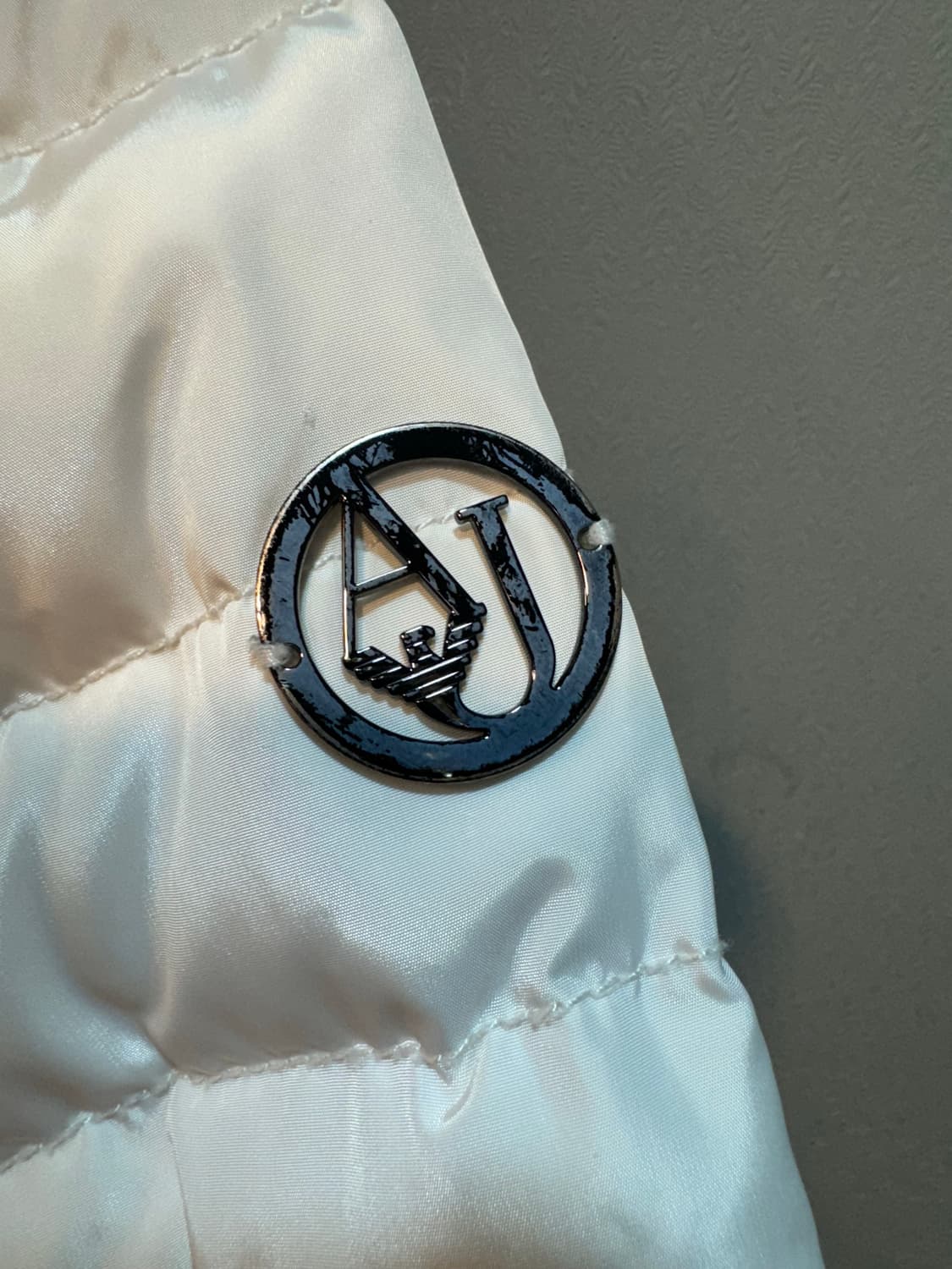 아르마니 진스 다운패딩 상품이미지2