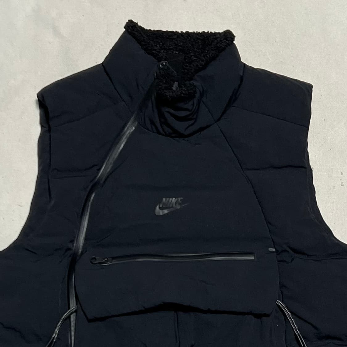 M 나이키 테크팩 다운필 블랙 베스트 상품이미지1