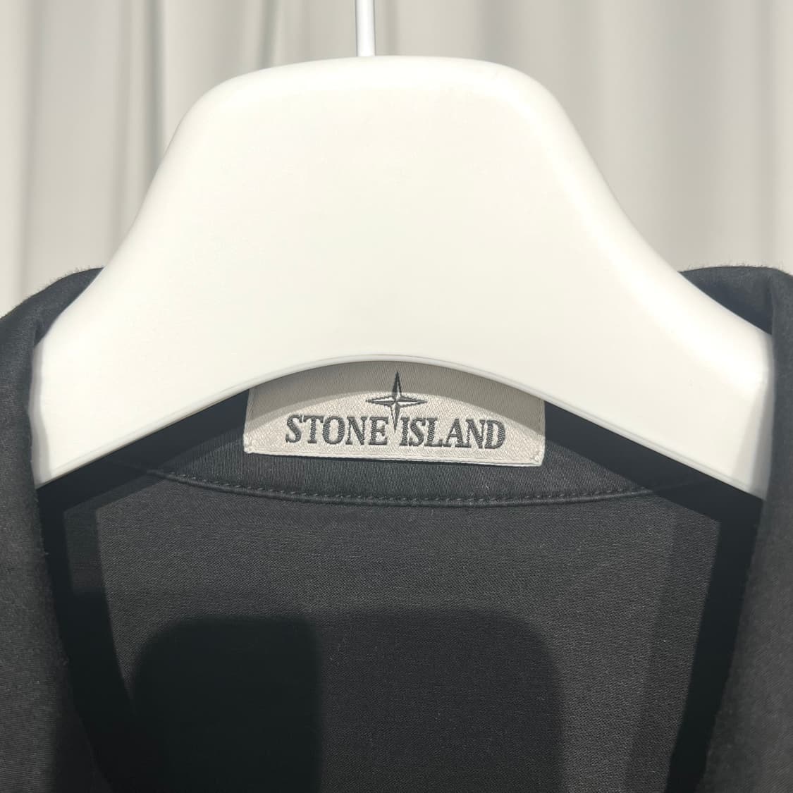 [새상품급/M] 스톤아일랜드 오버셔츠 자켓 24FW 상품이미지4