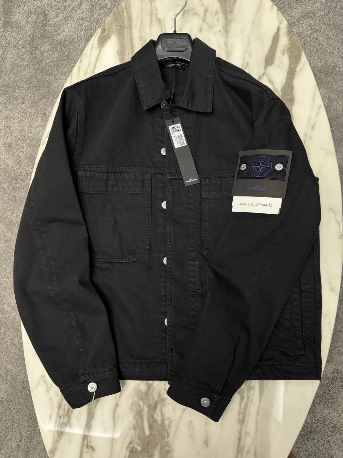 스톤아일랜드 26ss 데님리서치 블랙 불 데님자켓 상품이미지1