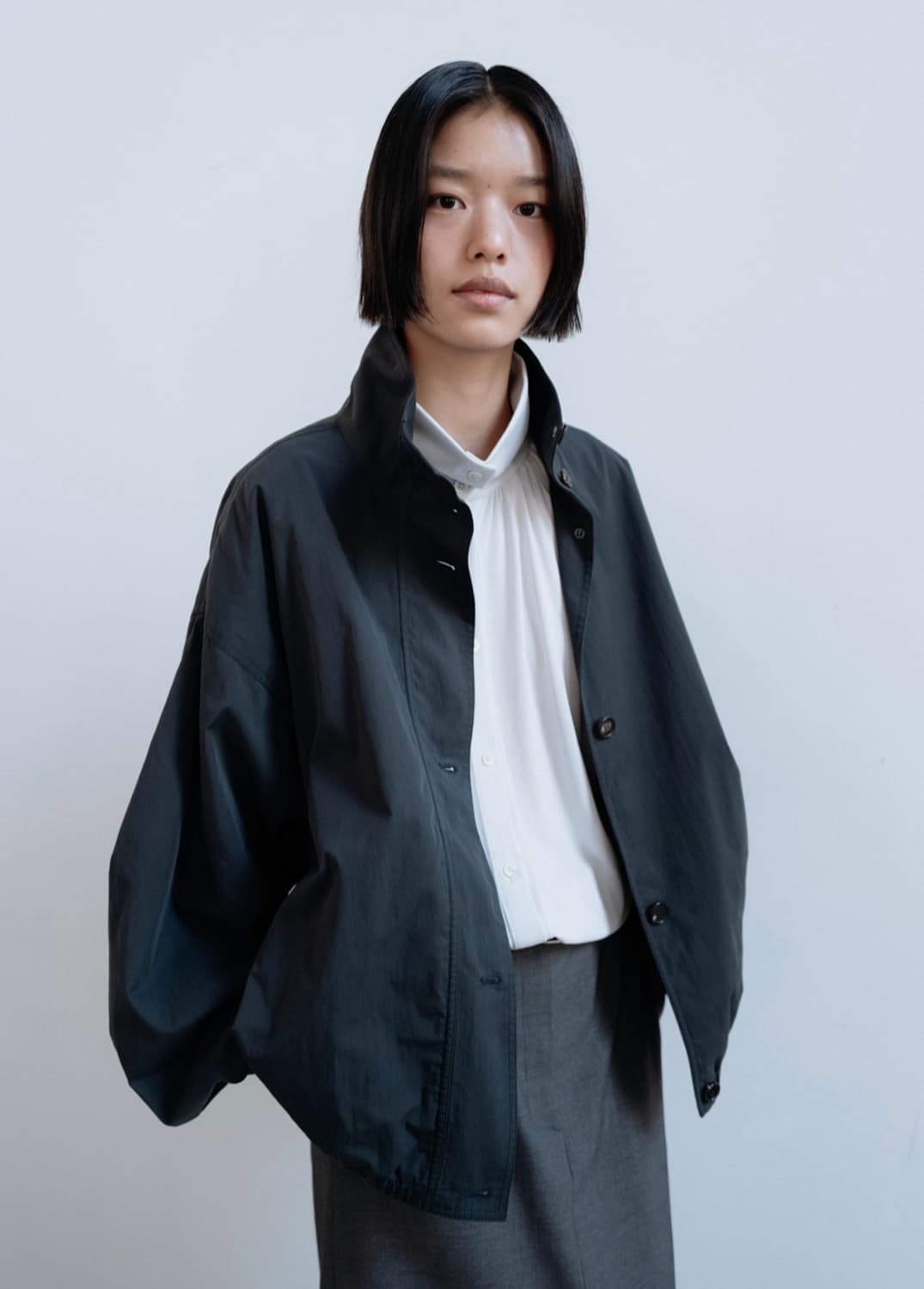 모노하 코튼 볼륨 슬리브 점퍼 다크네이비 상품이미지2