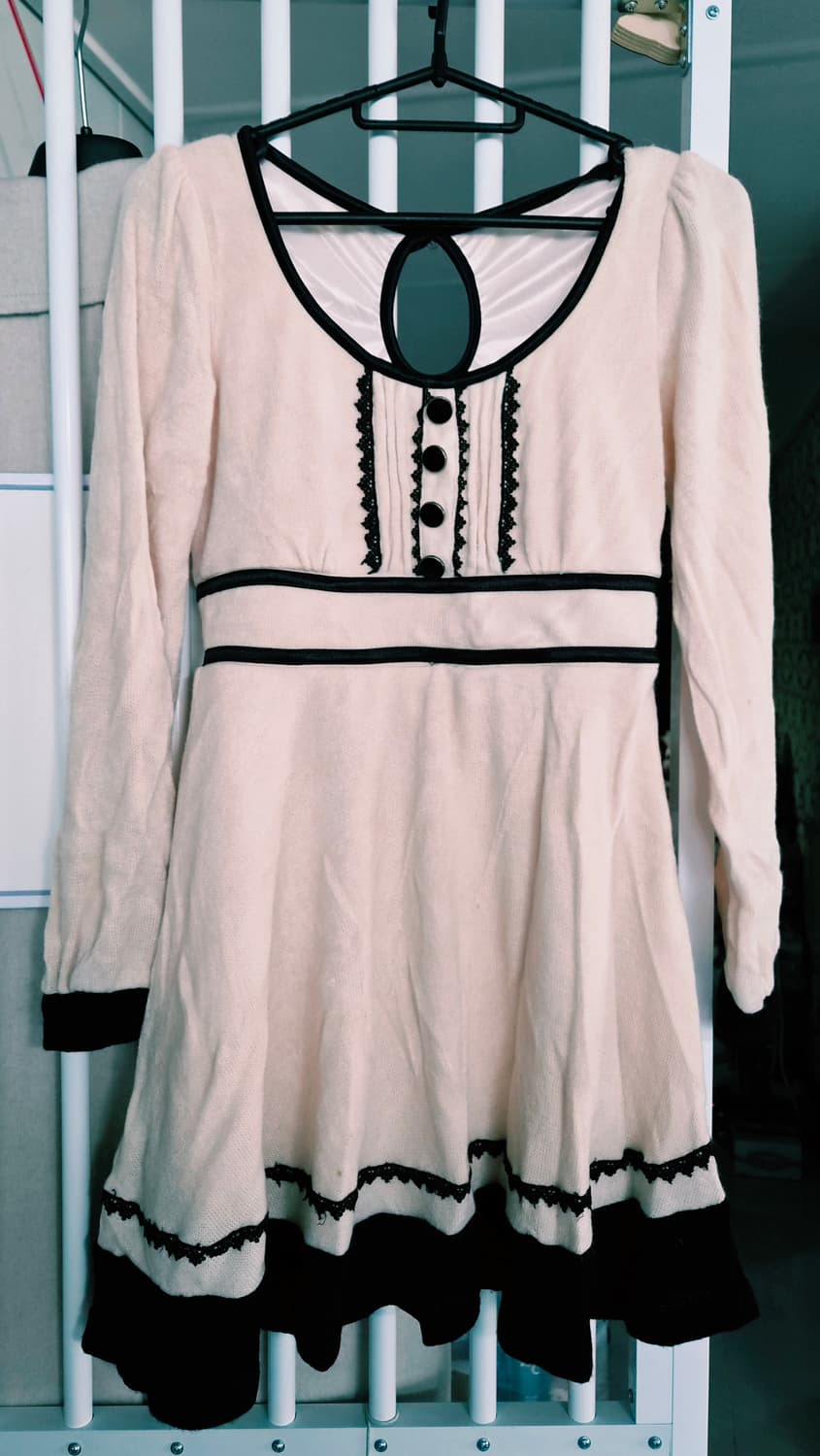 세실맥비 연핑크 니트원피스 상품이미지1