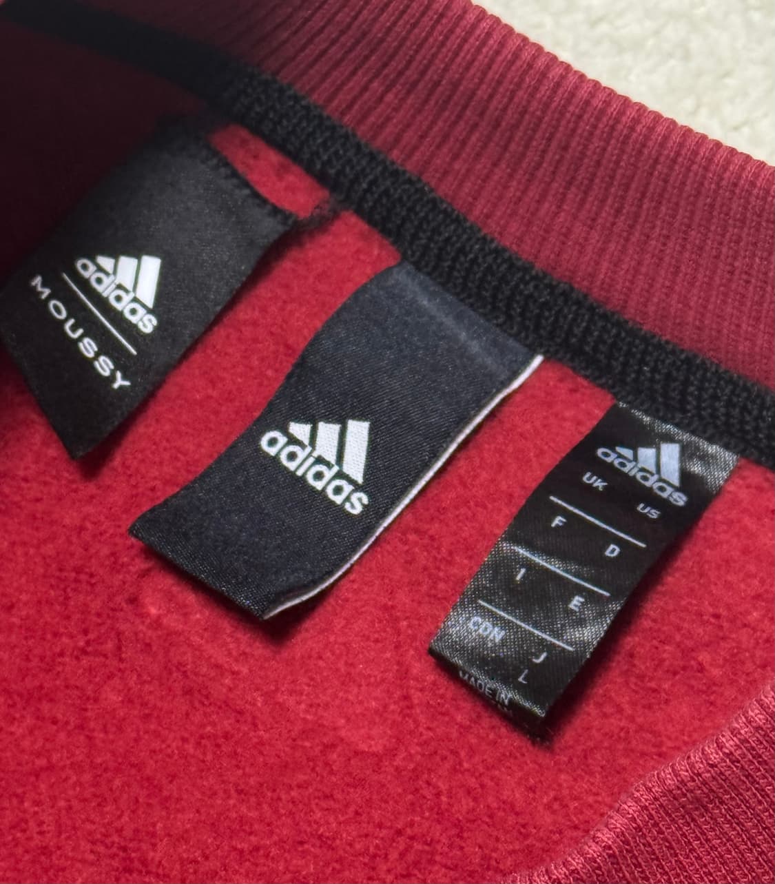 아디다스 검빨 맨투맨 상품이미지7