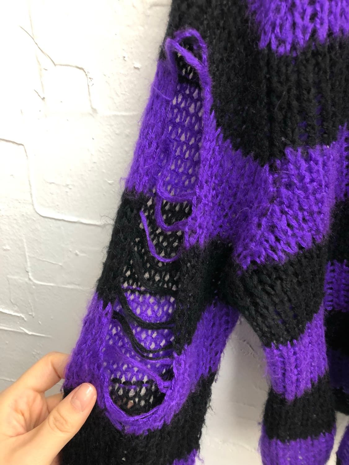 Distressed purple crop knit 상품이미지8