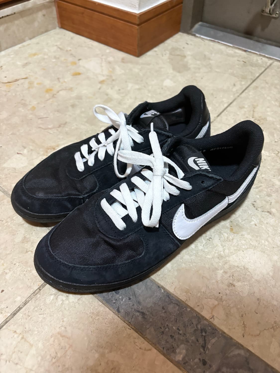 나이키 필드제네럴 흰끈 교체 270 상품이미지1