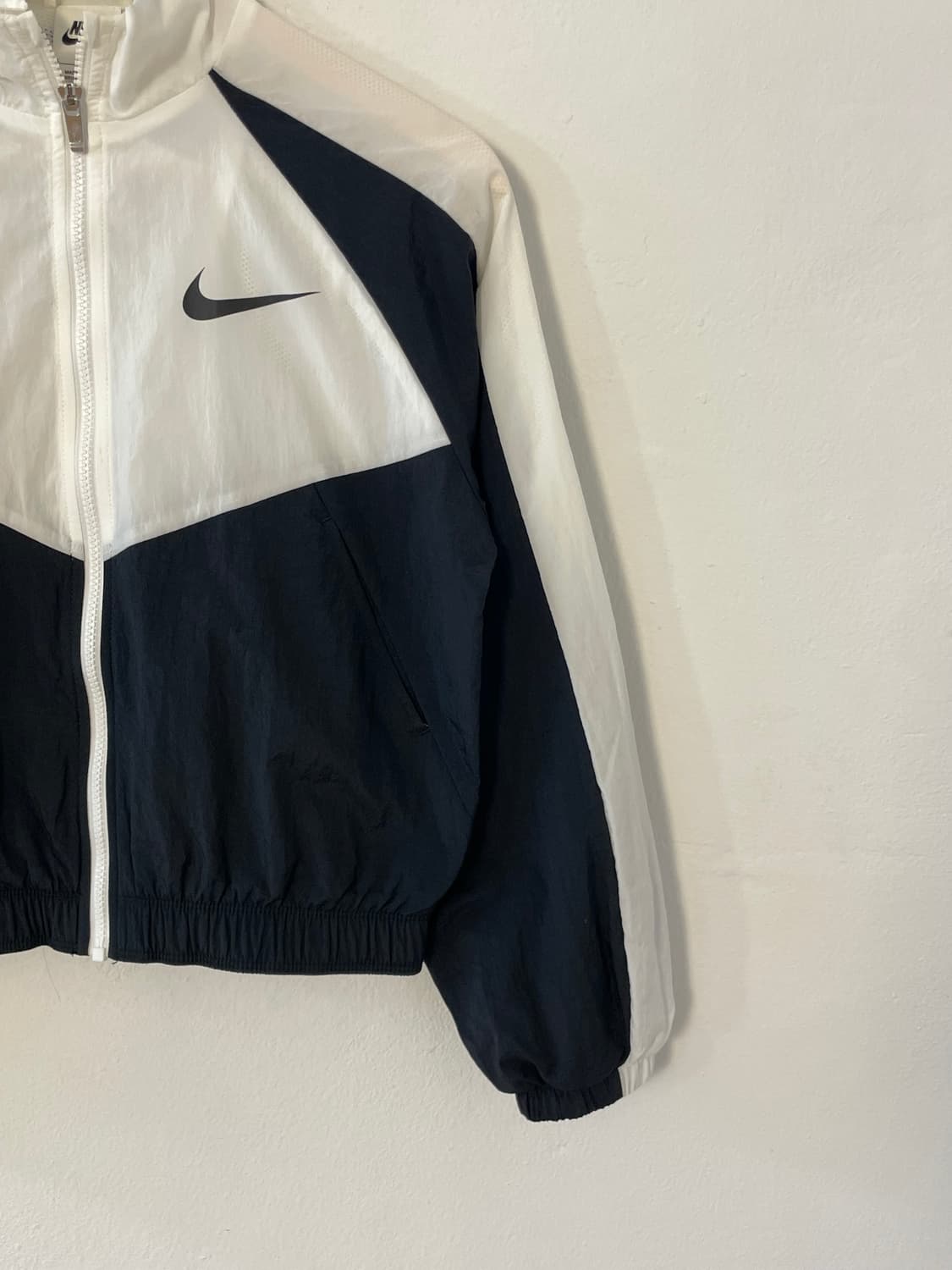 나이키 빅 스우시 크롭 자켓  상품이미지3