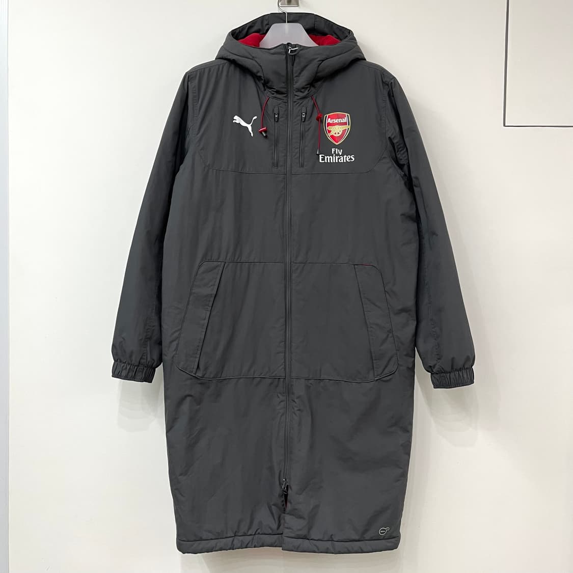 퓨마 아스날 17-18 롱 벤치 돕바 패딩 자켓 상품이미지2