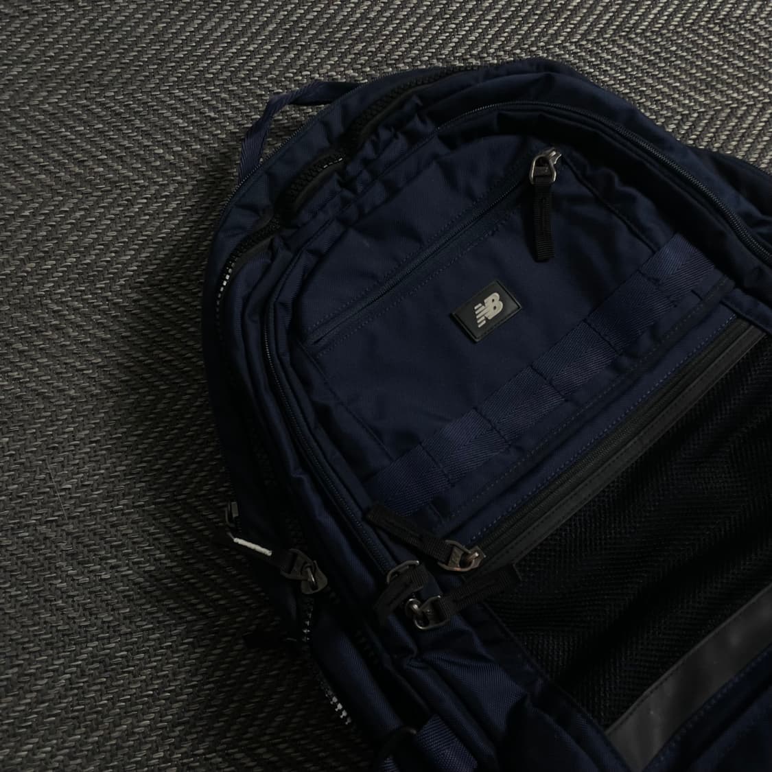 뉴발란스 3D 멀티 백팩 네이비y 4649 상품이미지4