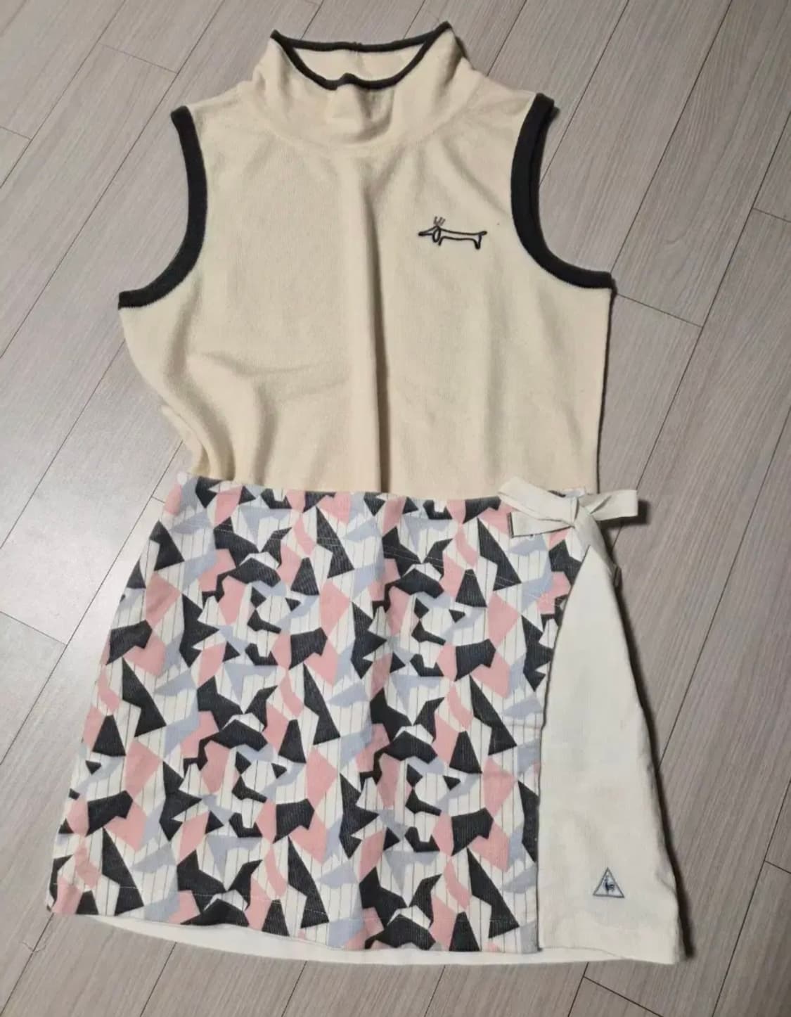 루이까스텔 모 100% 반폴라 조끼 100 사이즈 제품입니다. 상품이미지2