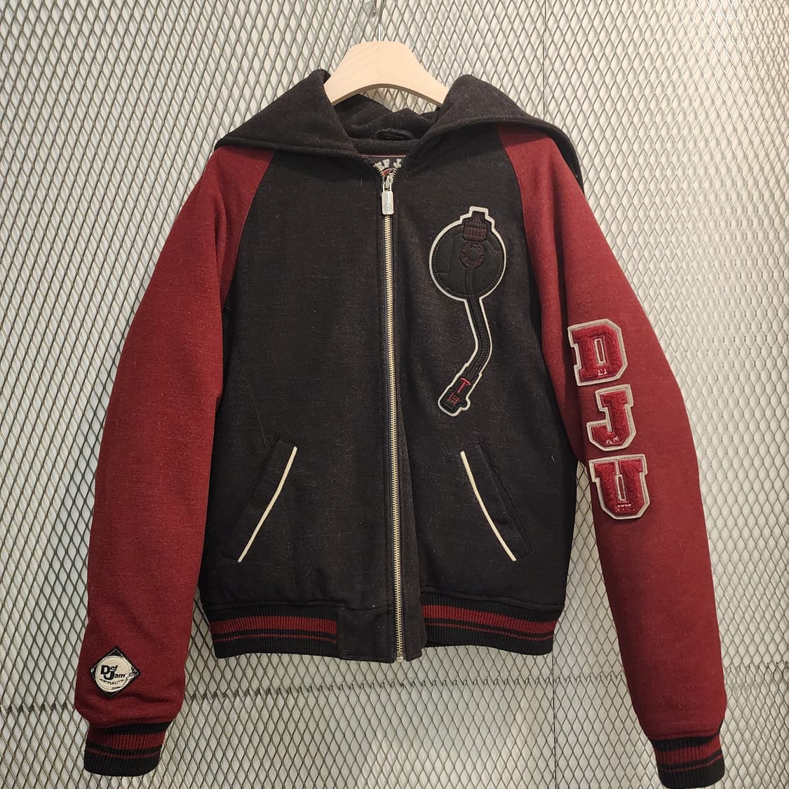 DEF JAM UNIVERSITY 다운 점퍼 상품이미지1