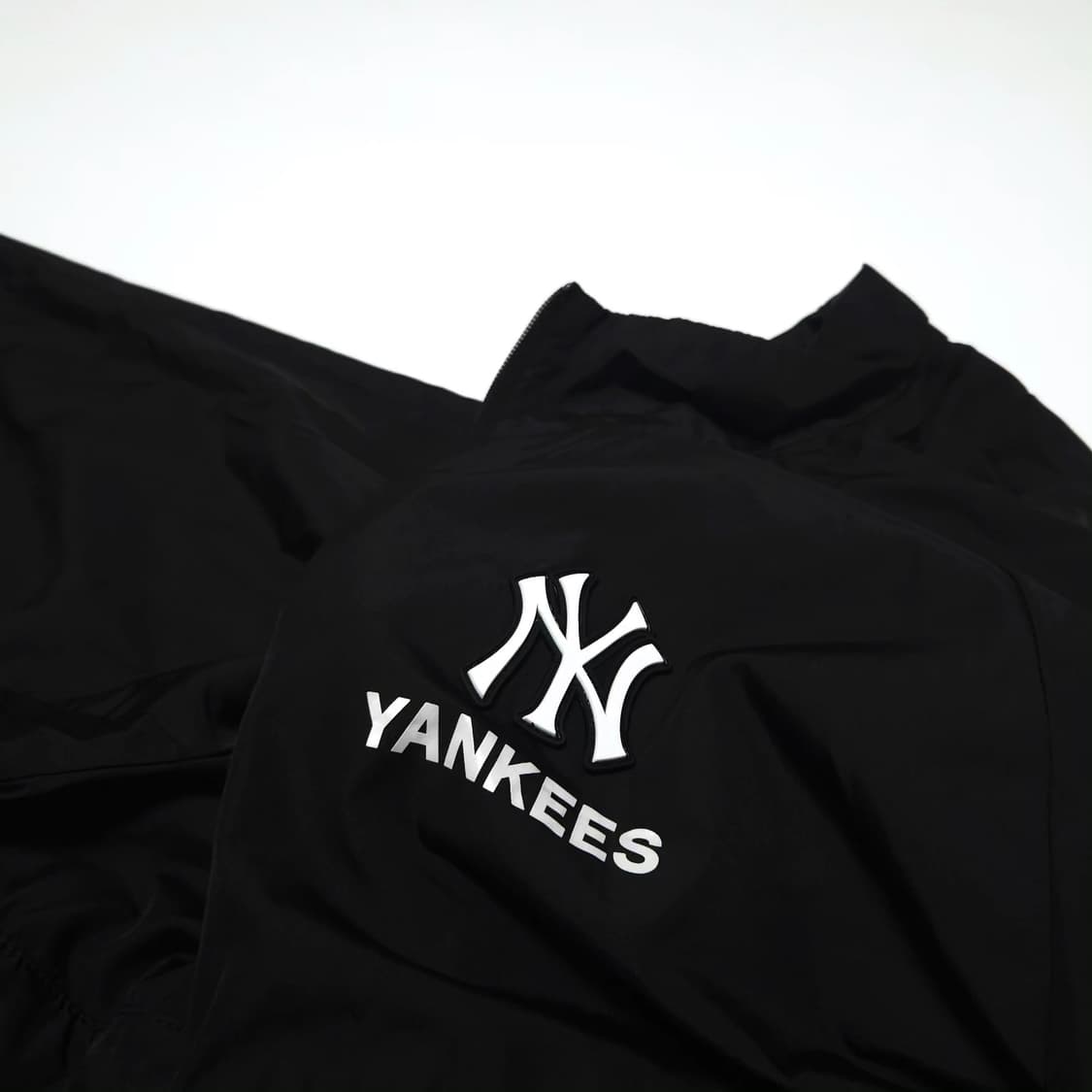 MLB 뉴욕양키스 베이직 경량 아노락 바람막이 자켓 상품이미지3