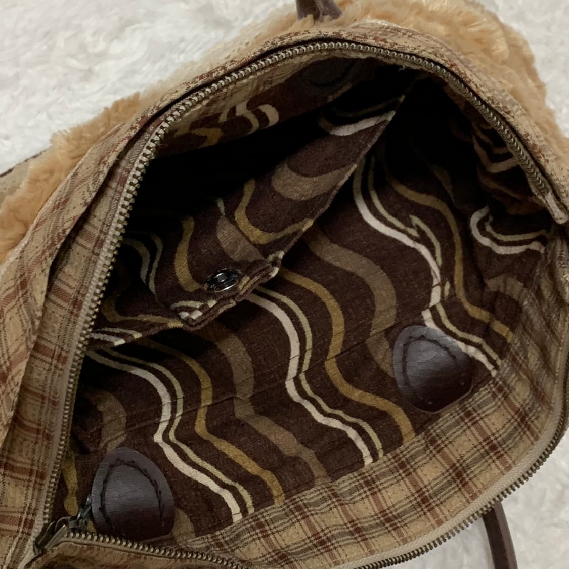 빈티지 라떼갸루 체크 패턴 레이스 퍼 토트백 상품이미지3