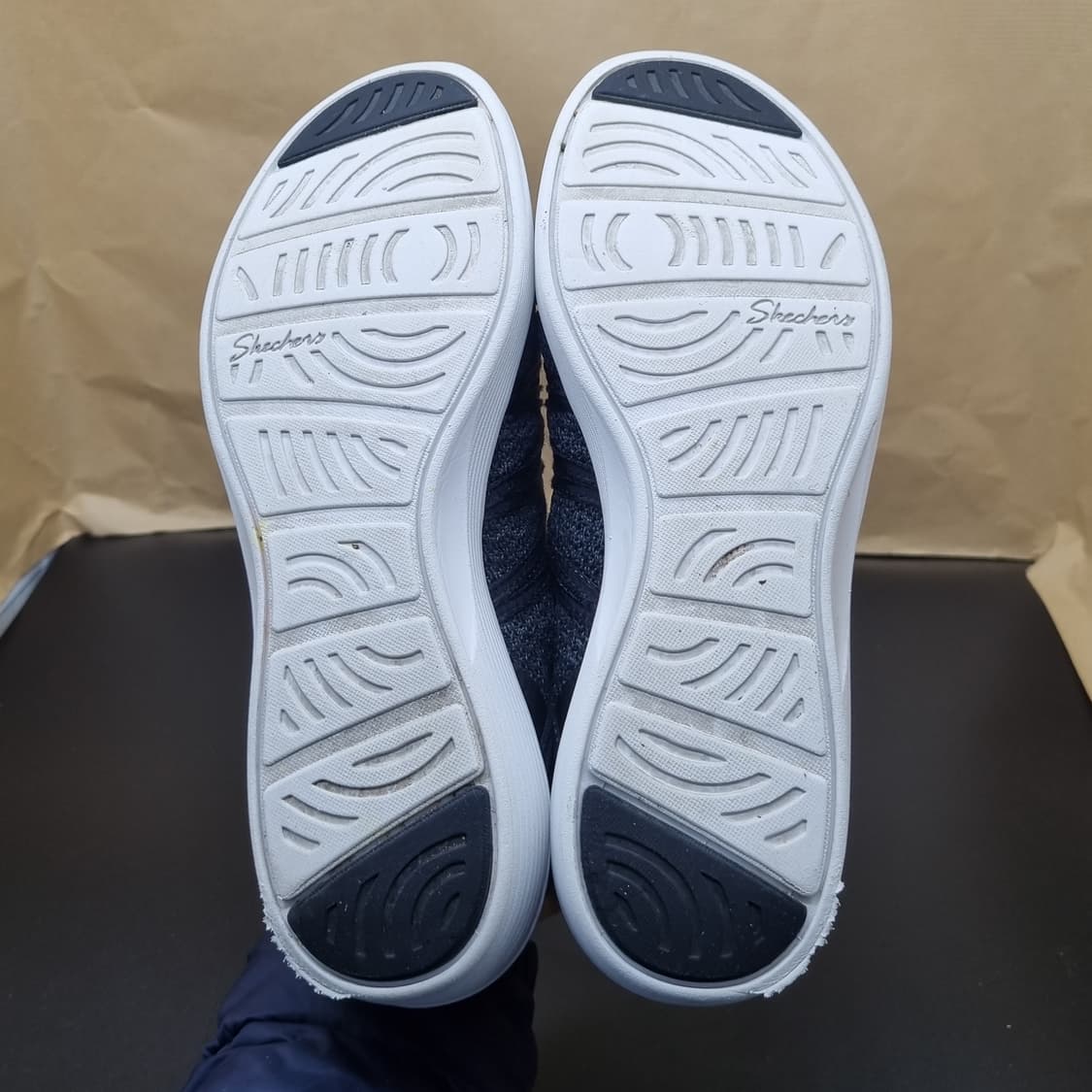 스케쳐스 아리아 니트 슬립온 250 상품이미지3