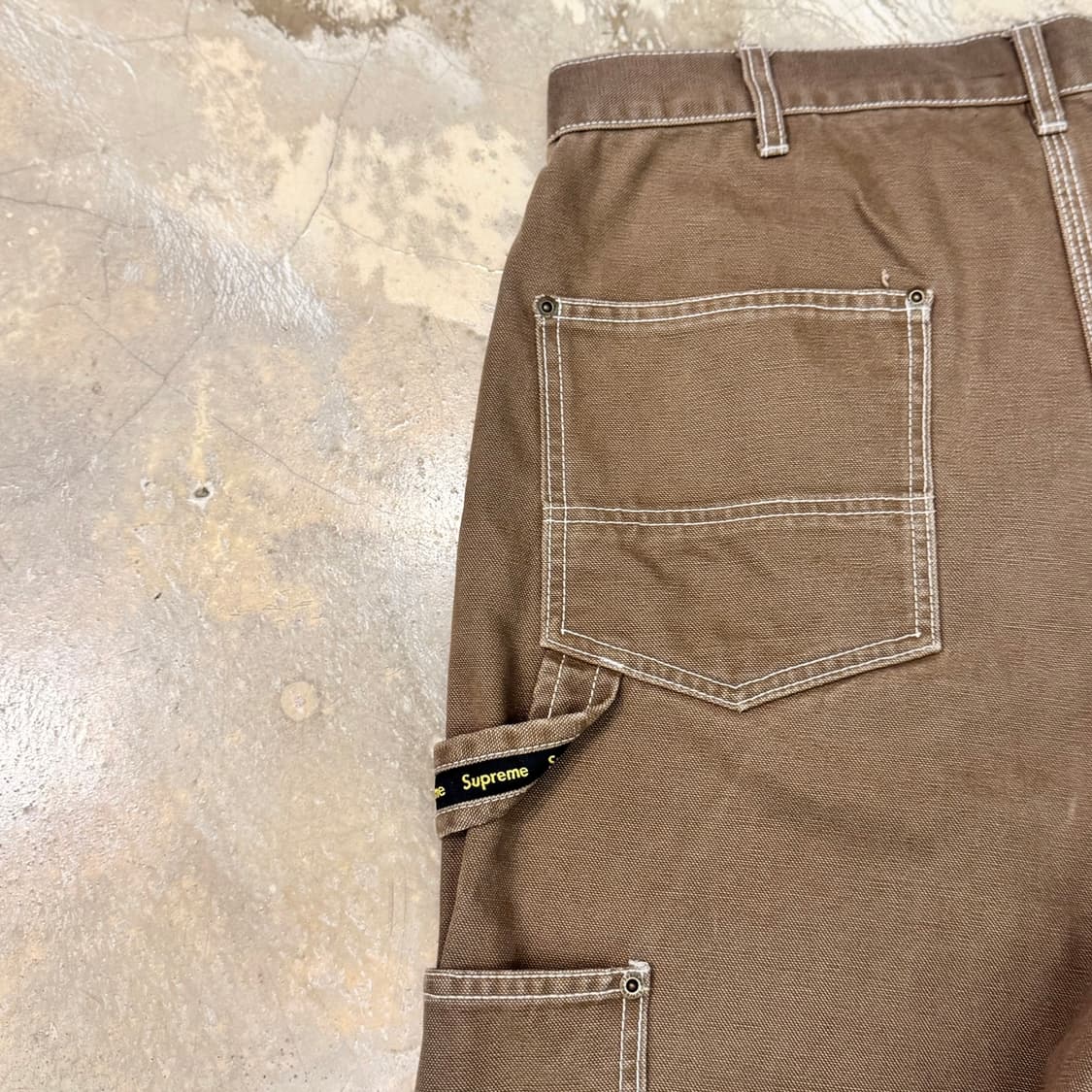슈프림 더블니 페인터 팬츠 브라운 - 22SS 상품이미지5