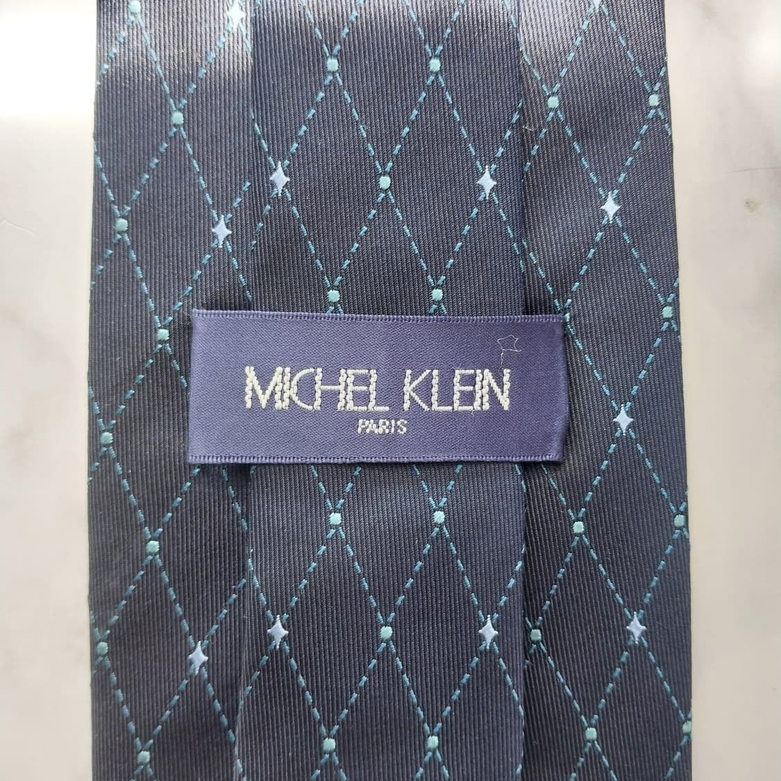 미셸 클라인 실크 네이비 다이아몬드 넥타이 9.3cm A+등급 K990
 상품이미지7