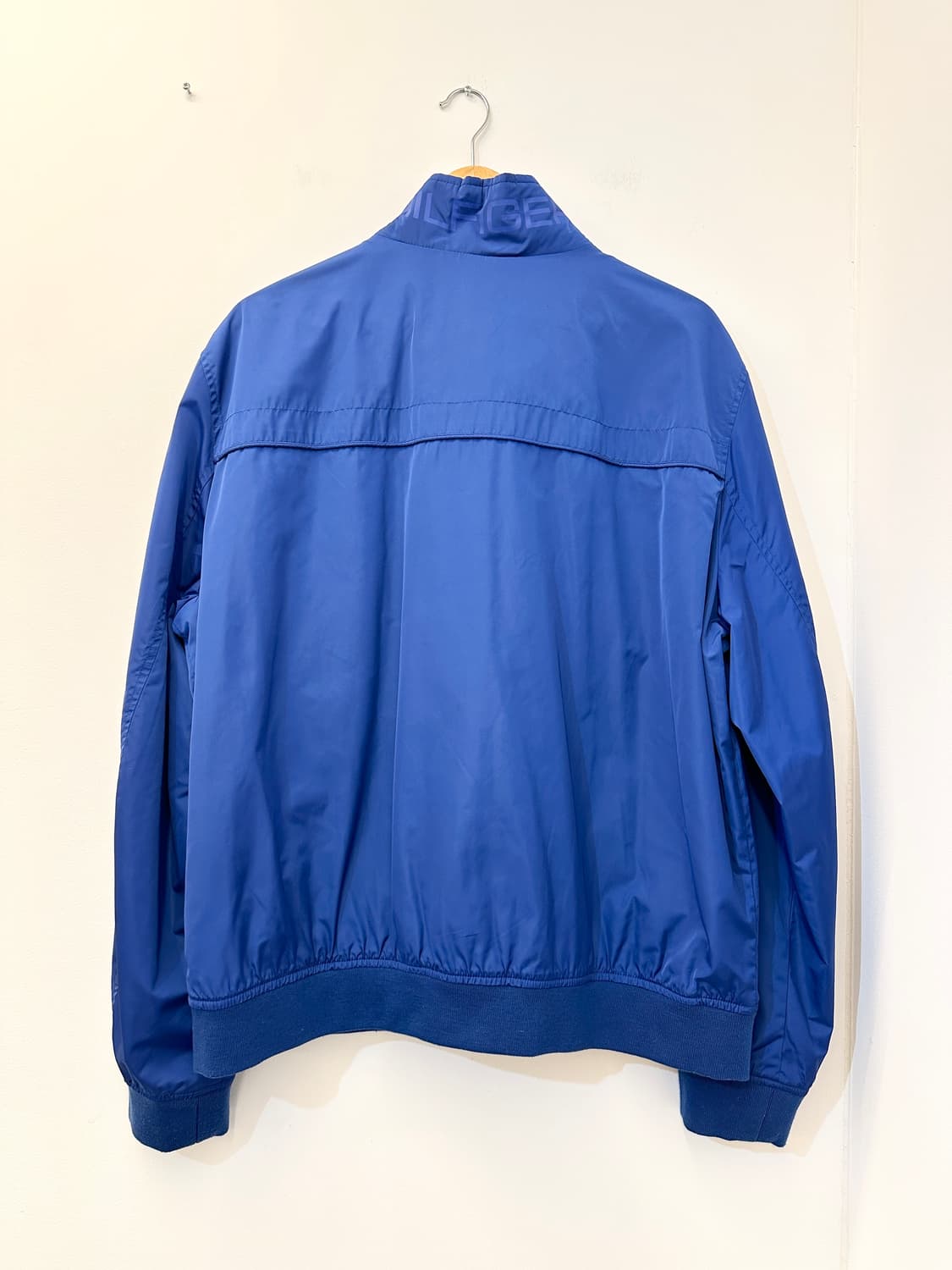 타미 힐피거 블루 바람막이 점퍼 상품이미지2