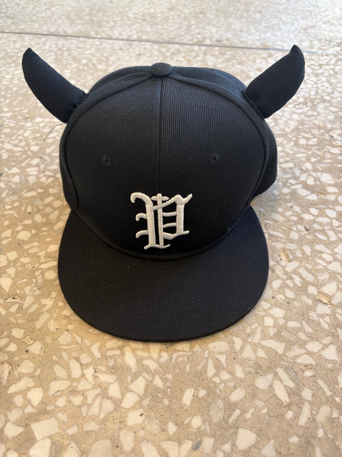 Black Devil Horn Snapback Cap 상품이미지1