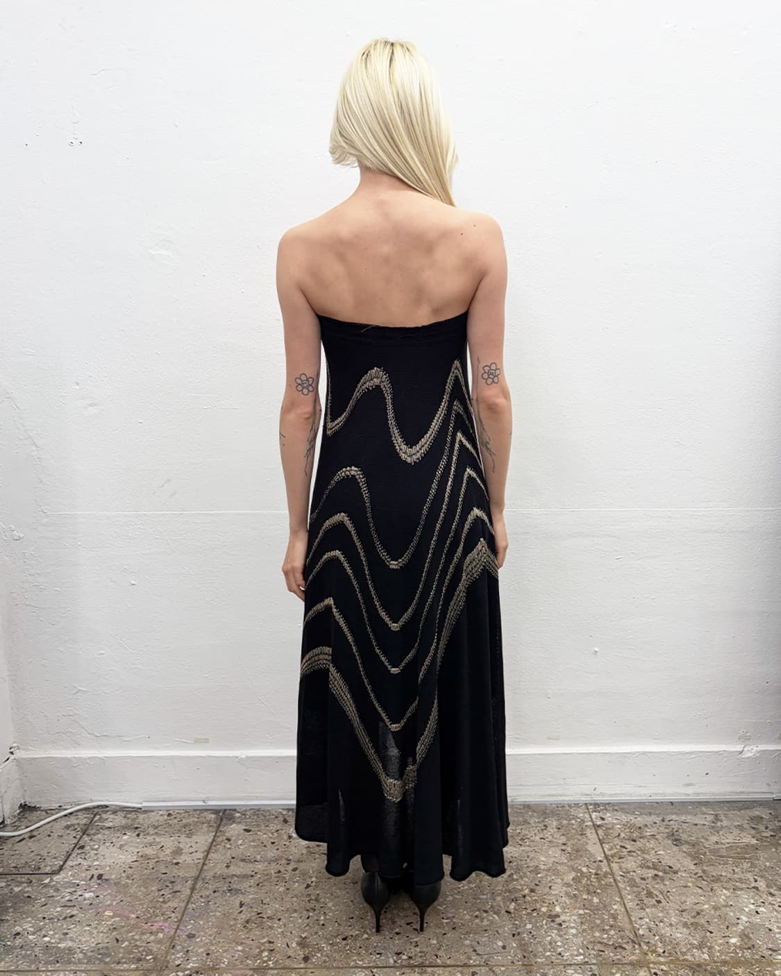 르코팽 웨이브 자카드 튜브 드레스 상품이미지2