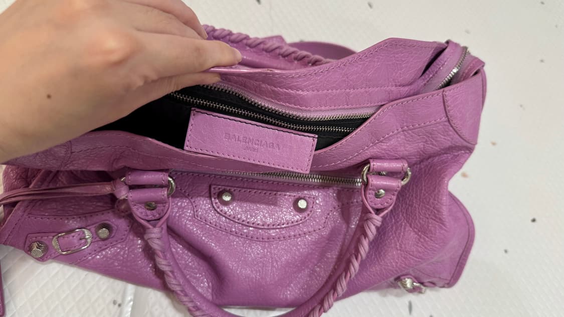 발렌시아가 시티 모터백 퍼플 핑크 미듐 상품이미지4