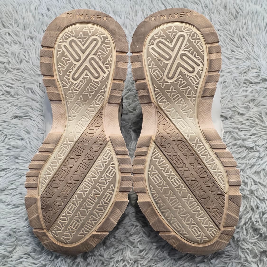 1q-3:젝시믹스 청키 트레일 스니커즈 아이보리 (230mm) 상품이미지8