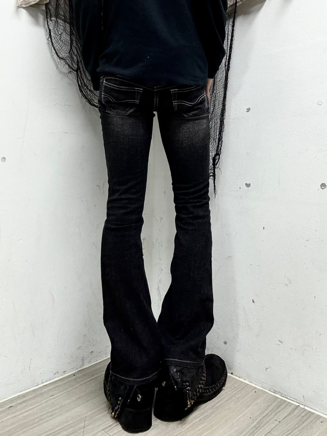 [G-Seventeen]Y2K Black Boots-Cut Washed  상품이미지4