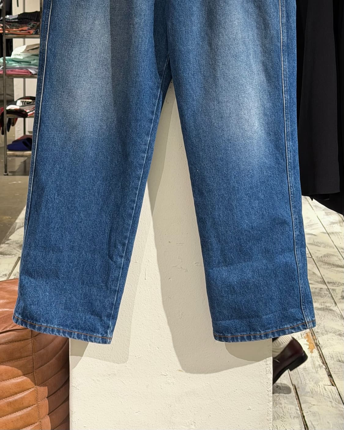 아미 중청 데님 와이드 팬츠 상품이미지3