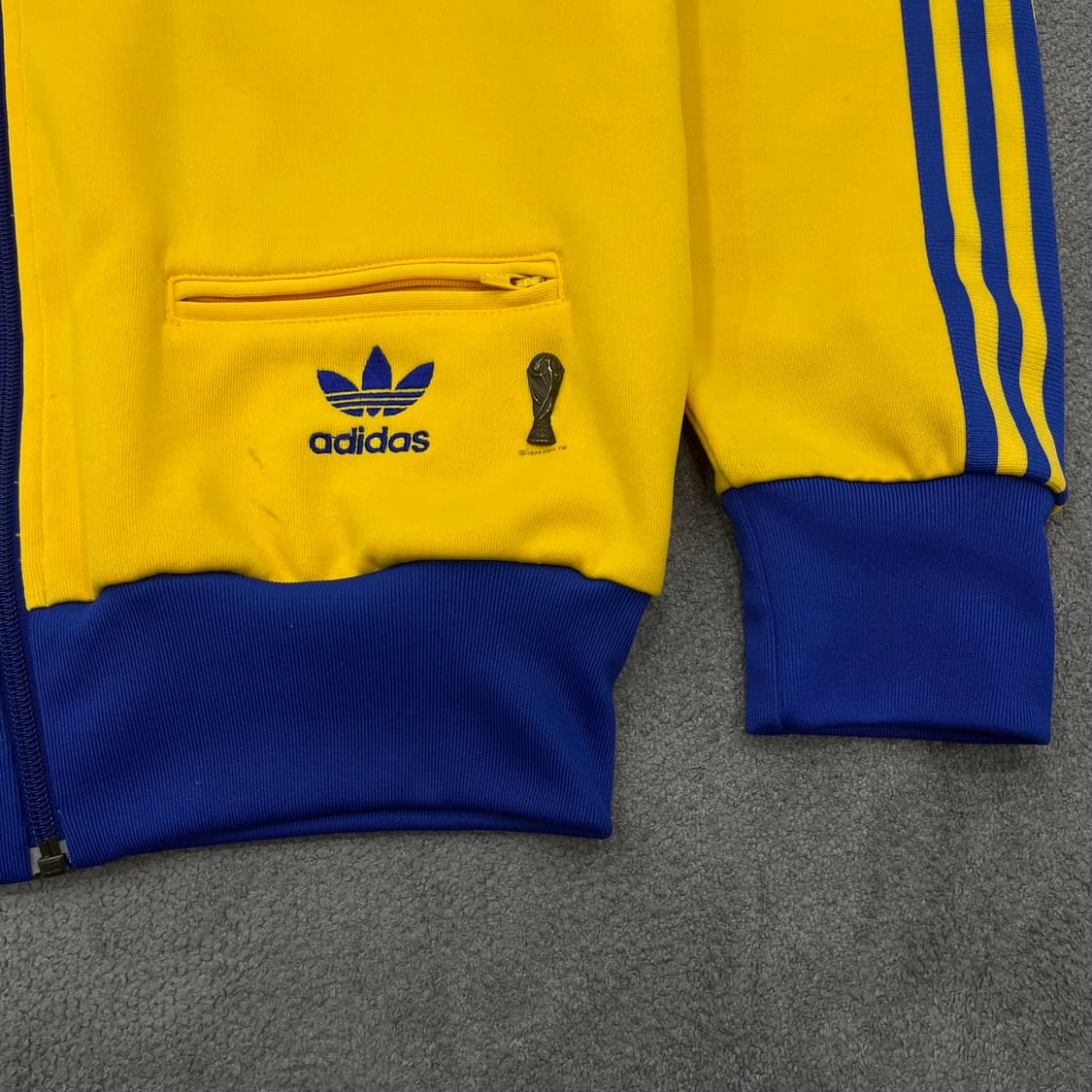 S 아디다스 스웨덴 축구 대표팀 트랙탑 져지 상품이미지3