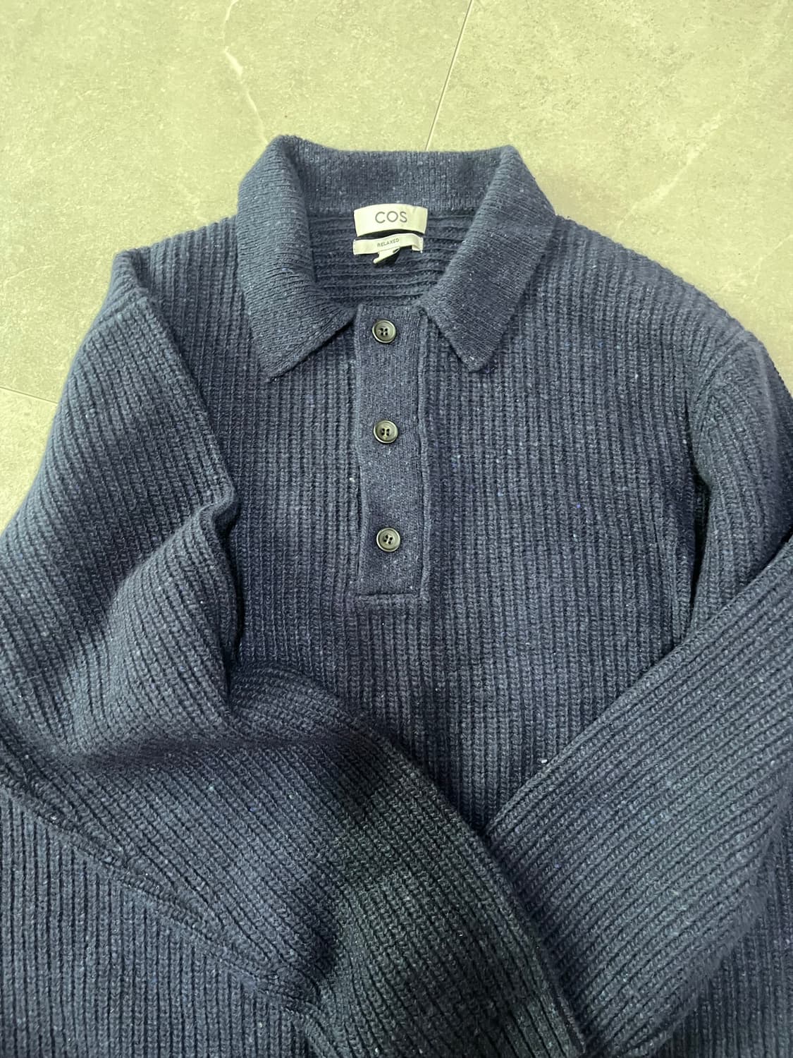 코스 하프집업 니트 상품이미지1