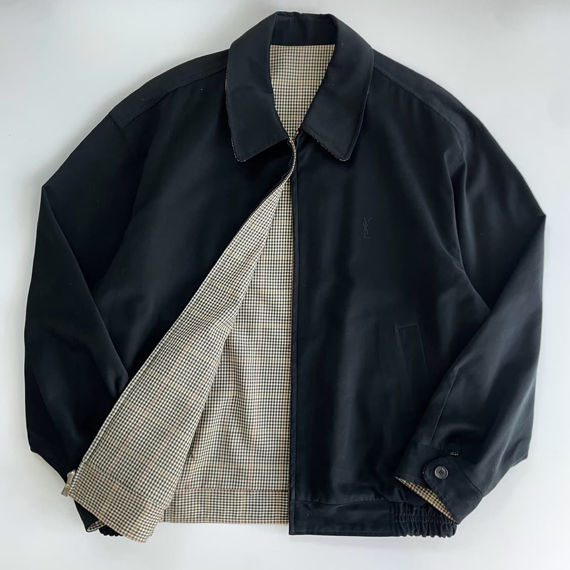 YvesSaintLaurent  입생로랑 시그니처 자수 리버시블 블루종  상품이미지1