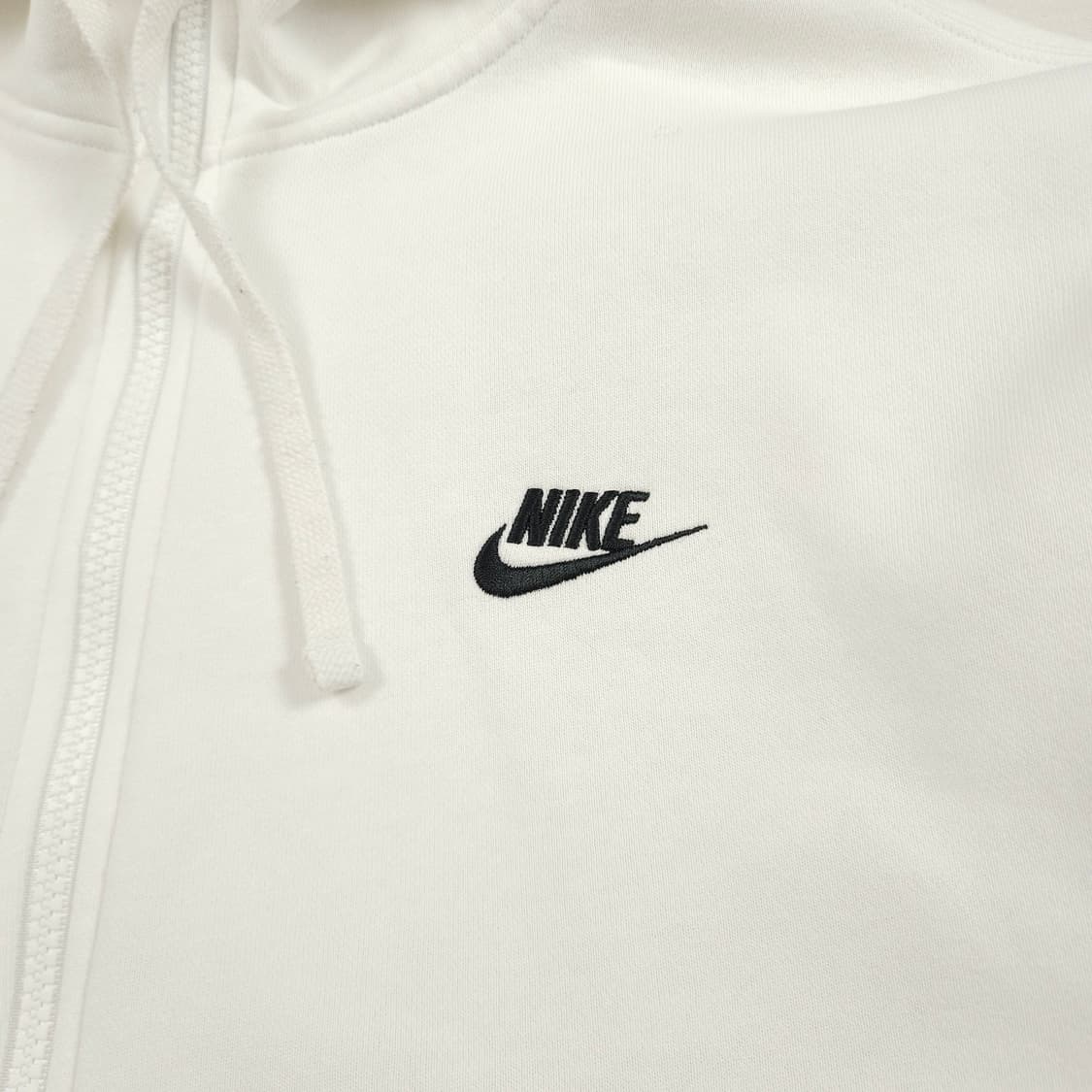 L(100) NIKE 나이키 화이트 후드집업 상품이미지3
