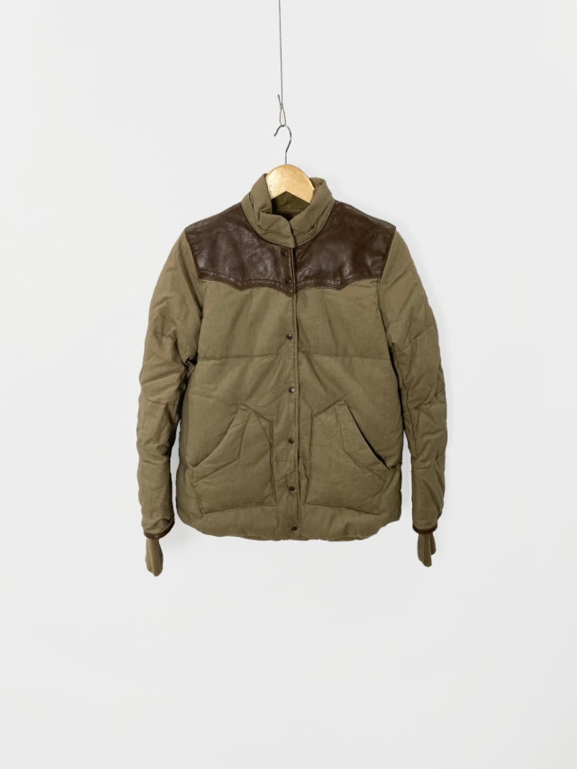 핸드워머 레더  웨스턴 다운 패딩 상품이미지4