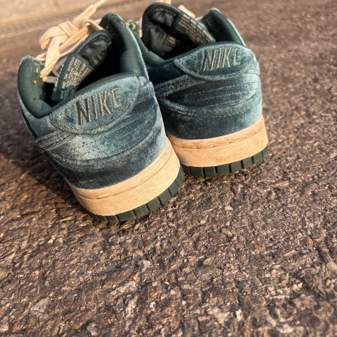 나이키 덩크 로우 아토믹 틸  상품이미지6