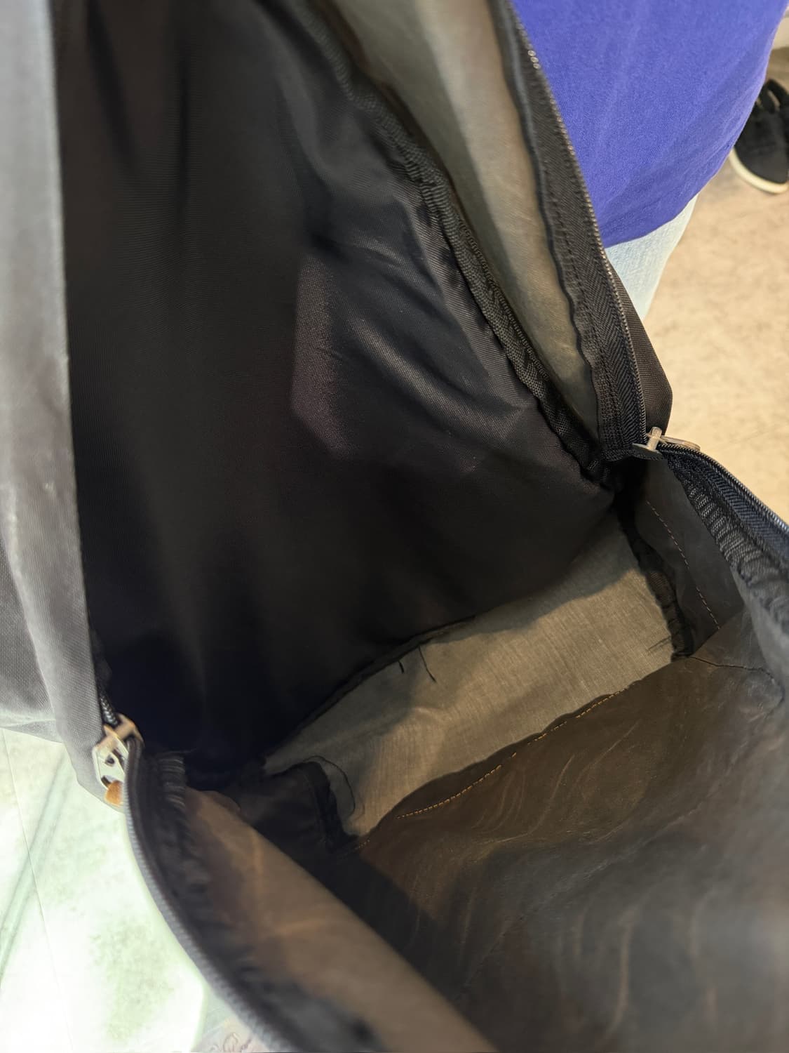 Sisley Black Suede Bottom Backpack 상품이미지7