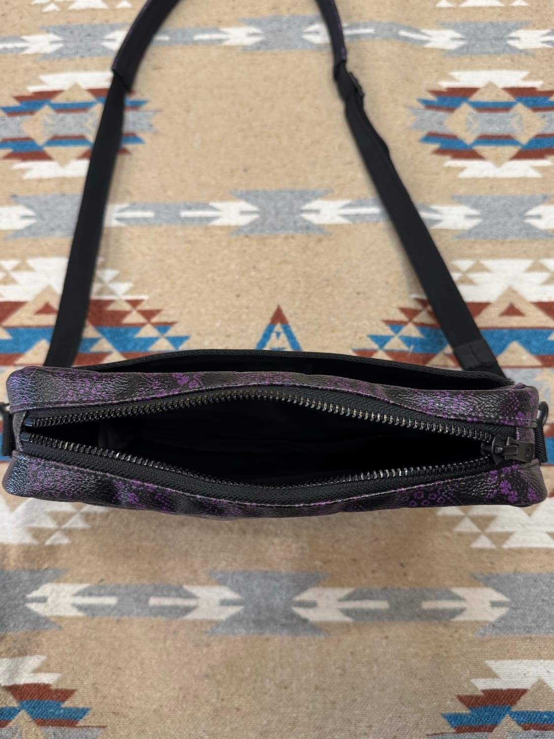 [OS] 니들스 PVC 빠삐옹 샤코슈백 퍼플  상품이미지4