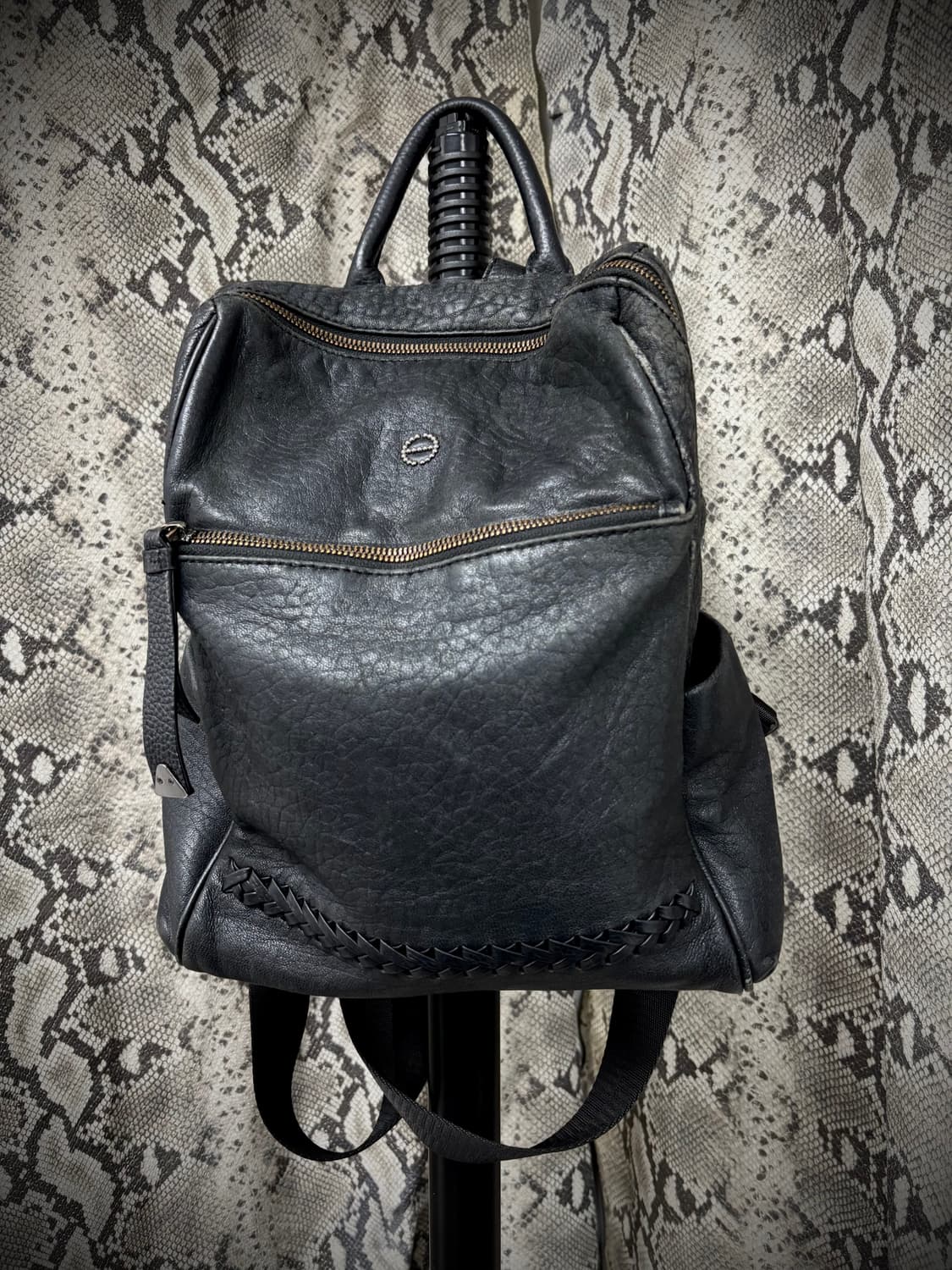 [Minimal Y2K] Cubic Logo Detail Leather  상품이미지1