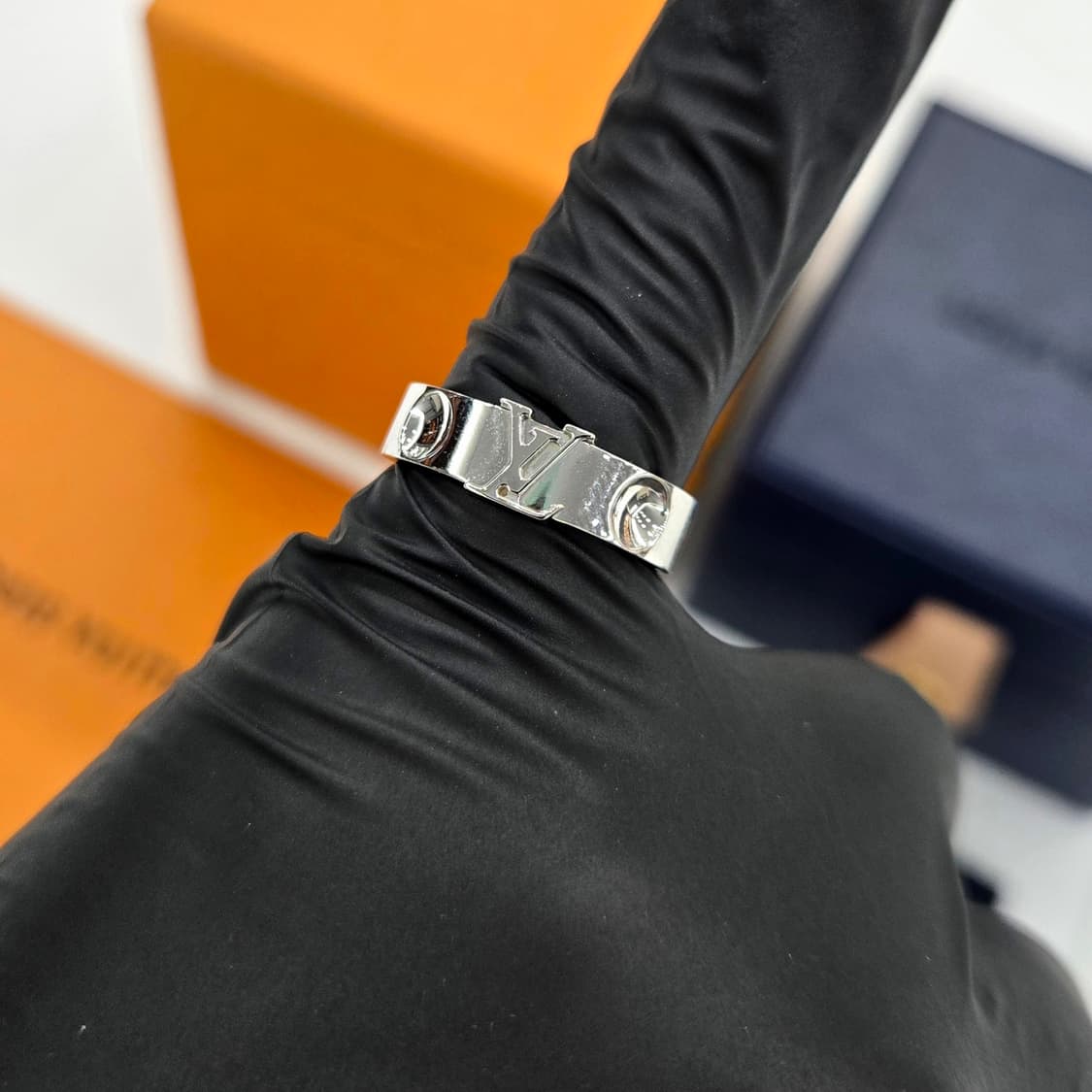 루이비통 앙프렝뜨 반지 54호 화이트골드 상품이미지6