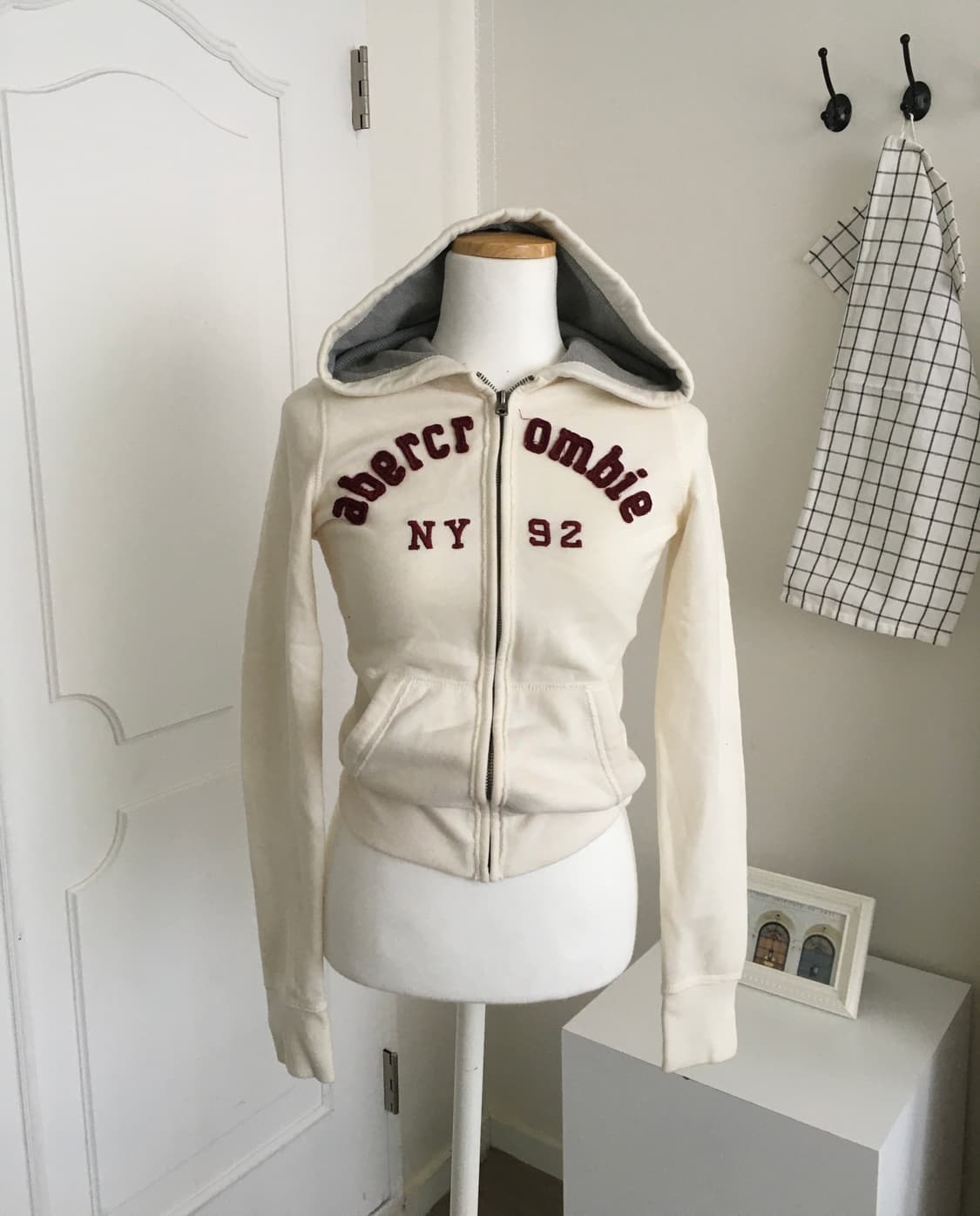 아베크롬비 슬림핏 크림버건디 후드집업 상품이미지1