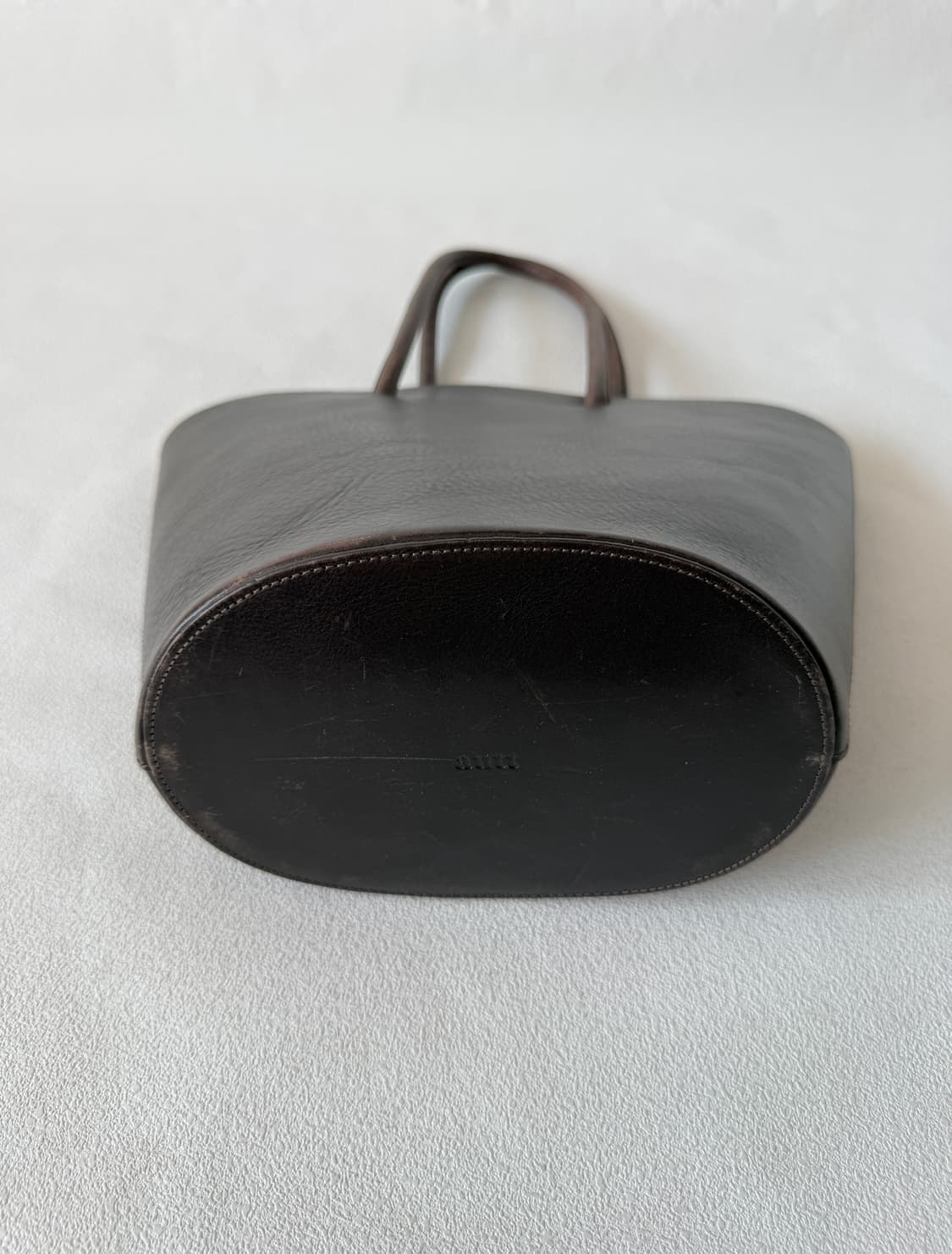 어트(autt) 레더 토트백 상품이미지6