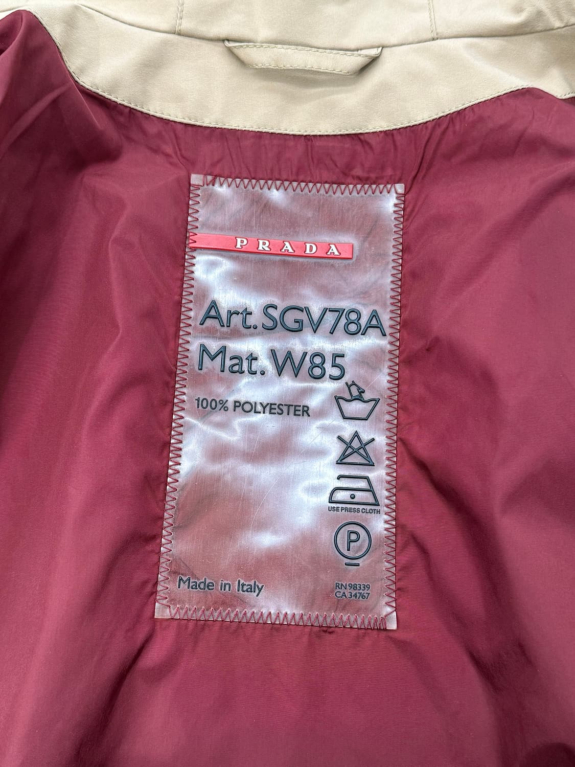 프라다 아카이브 라이트 브라운 고어텍스 투웨이 후디 자켓 상품이미지7