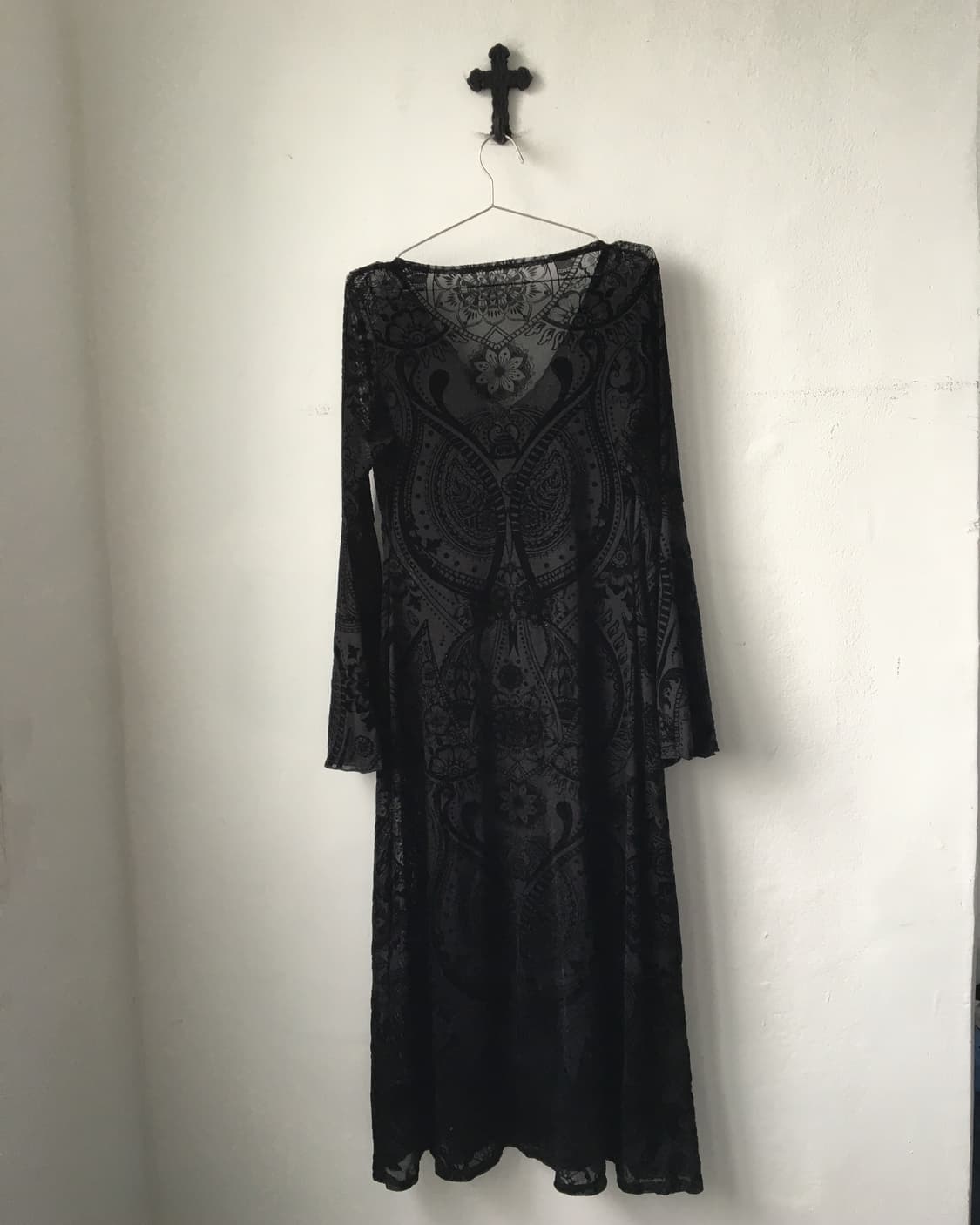 Oriental velvet pattern point long cardi 상품이미지3