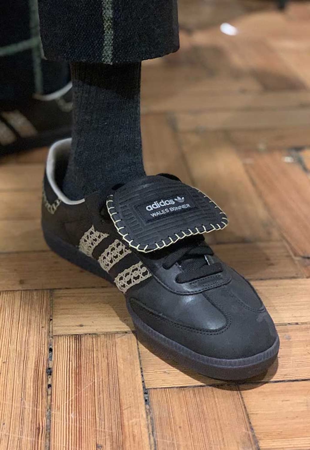 웨일즈보너 포니 토널 삼바 상품이미지7