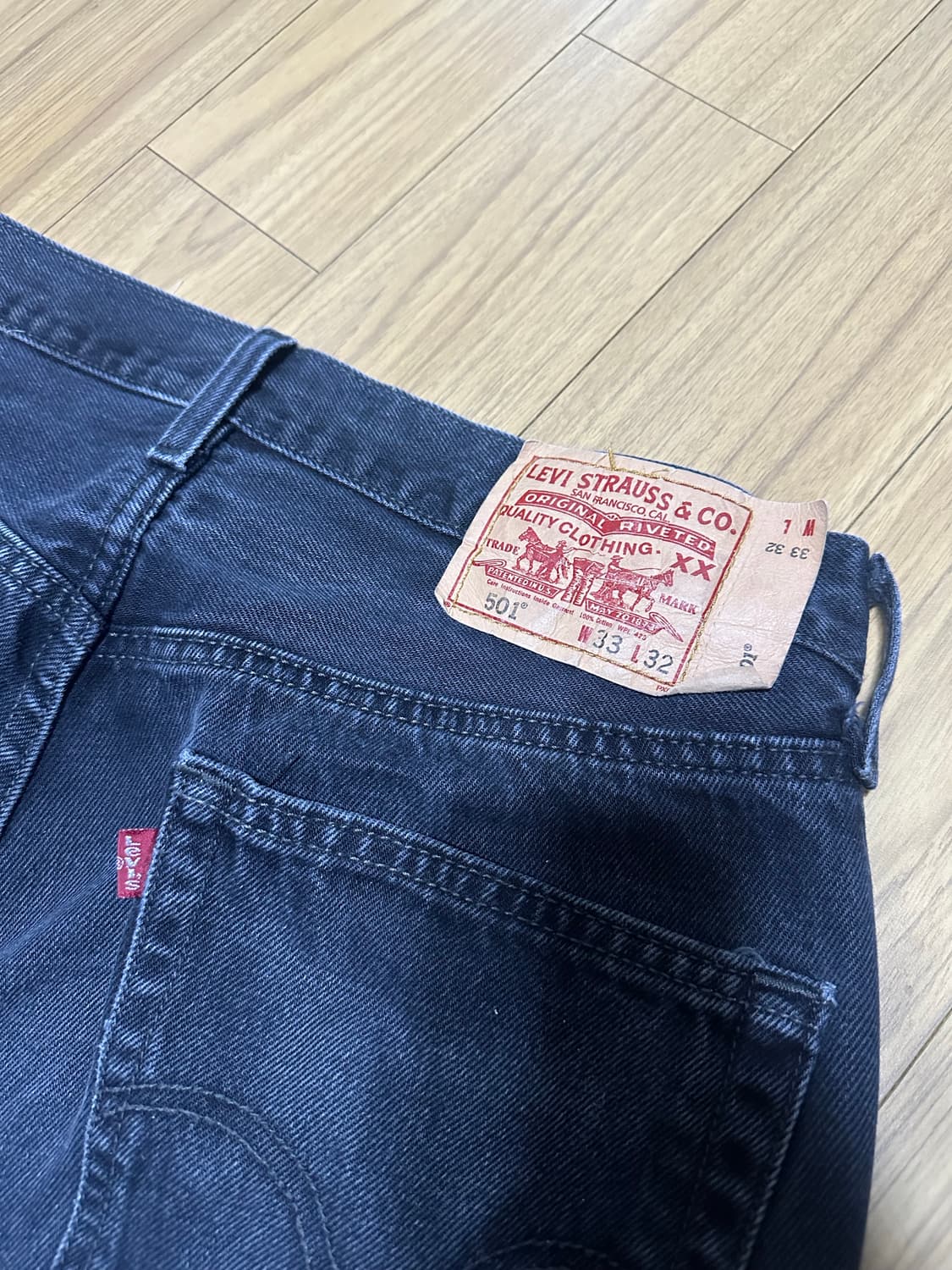 리바이스 501 블랙진 판매합니다 (33/32) 상품이미지3