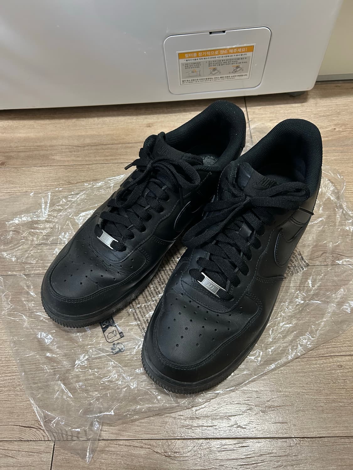 에어포스1 트리플블랙 상품이미지1