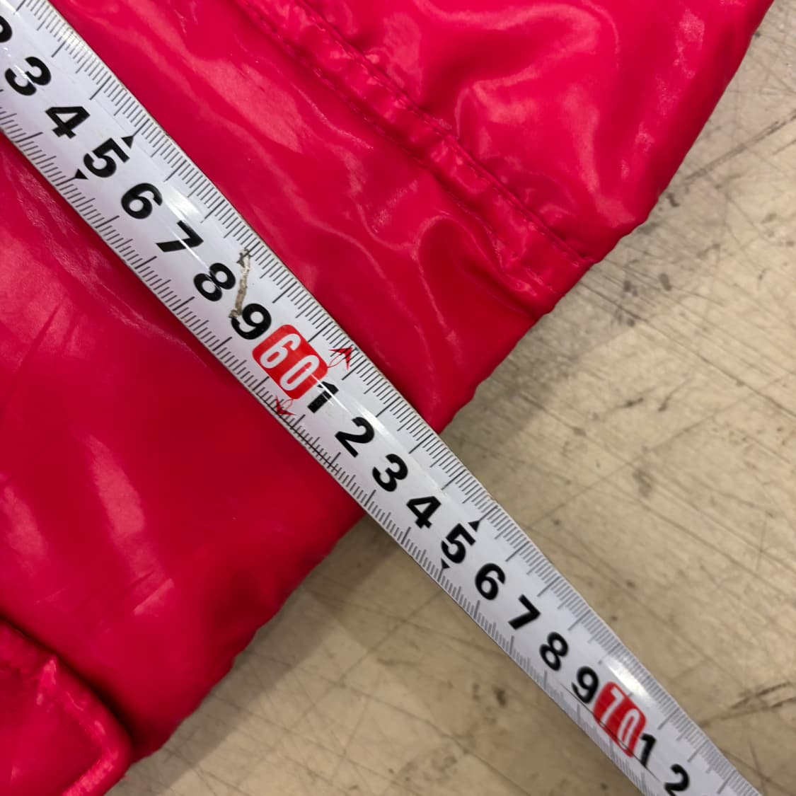 타미힐피거 스몰로고 덕다운 레드 패딩 상품이미지4