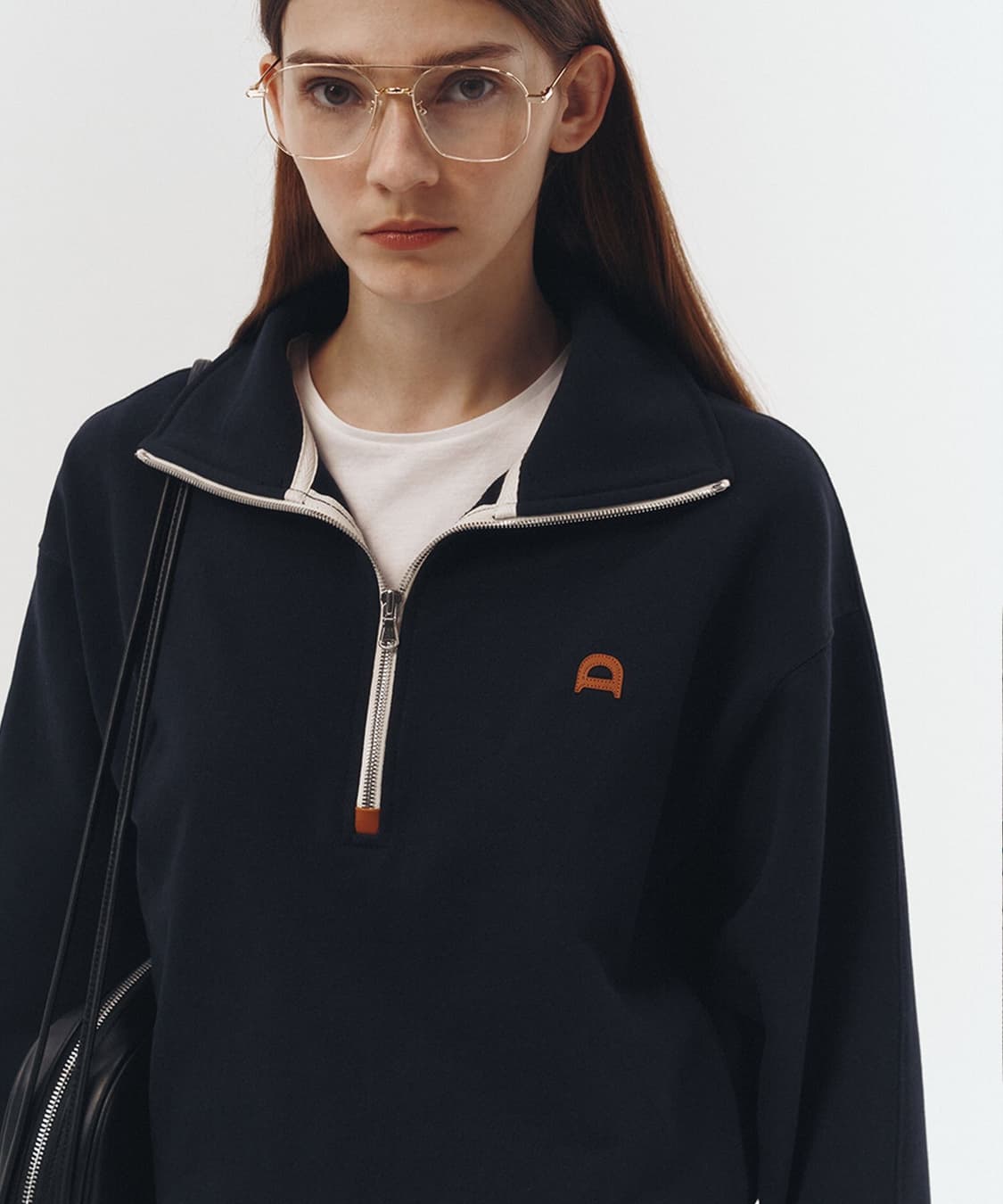 던스트 시그니처 레더패치 하프집업 맨투맨 스웨트셔츠 M 상품이미지1