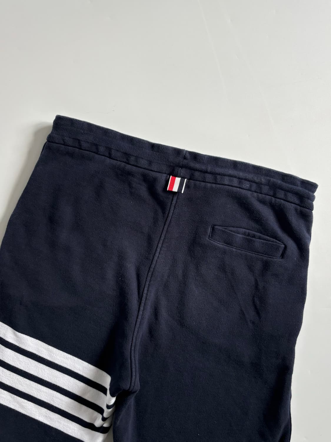 Thom Browne 톰브라운 네이비 하프 팬츠  상품이미지5