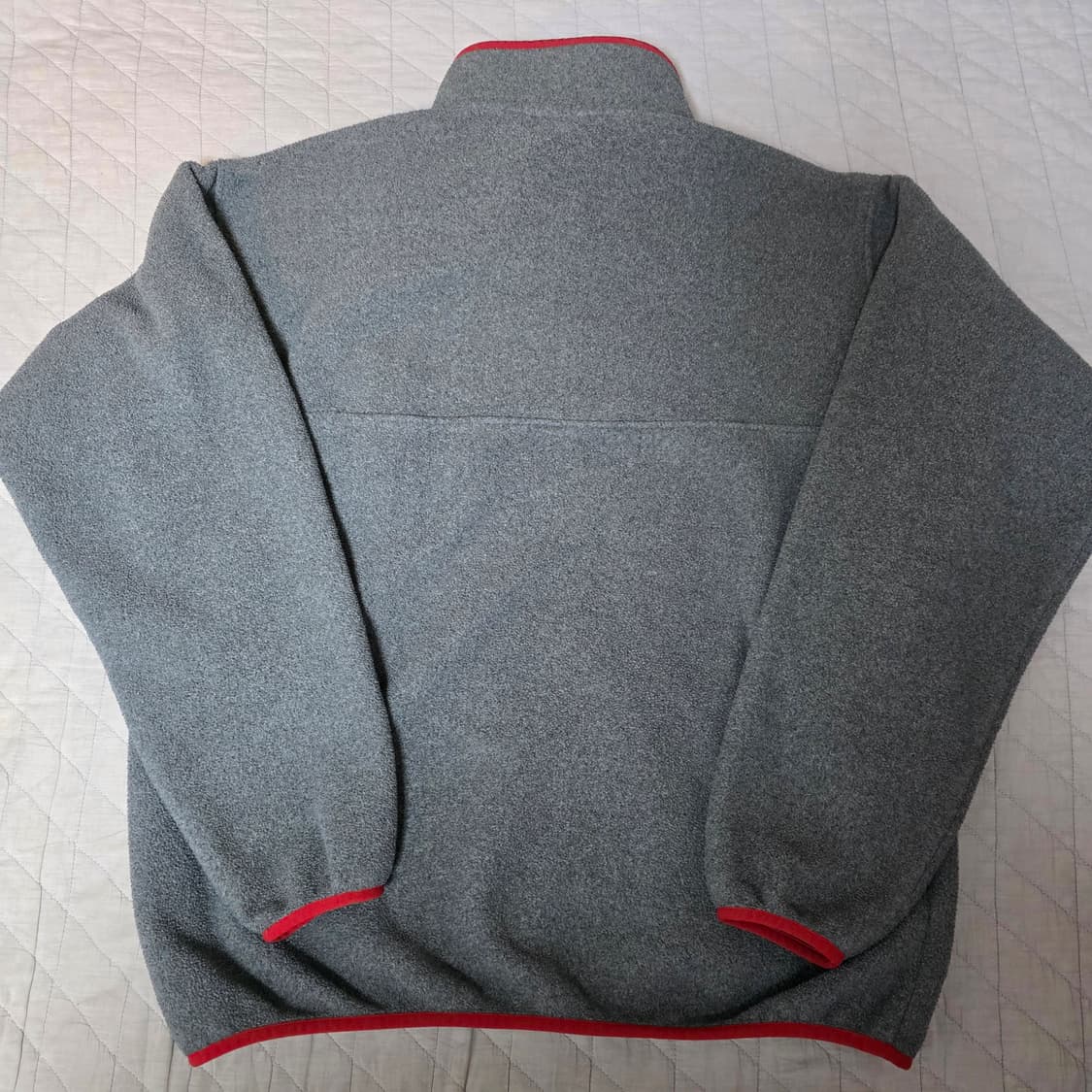 [M/L] 파타고니아 신칠라 플리스 스냅 풀오버 다크그레이/레드 상품이미지5