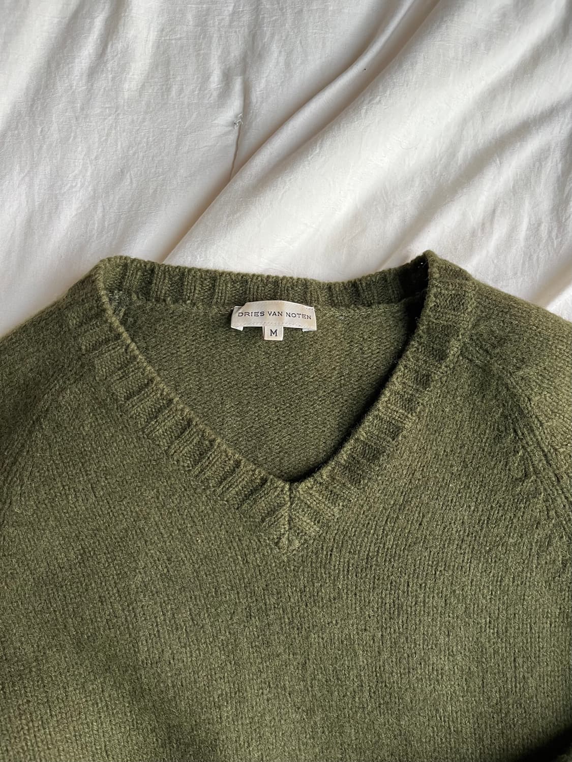 드리스반노튼 니트 상품이미지4