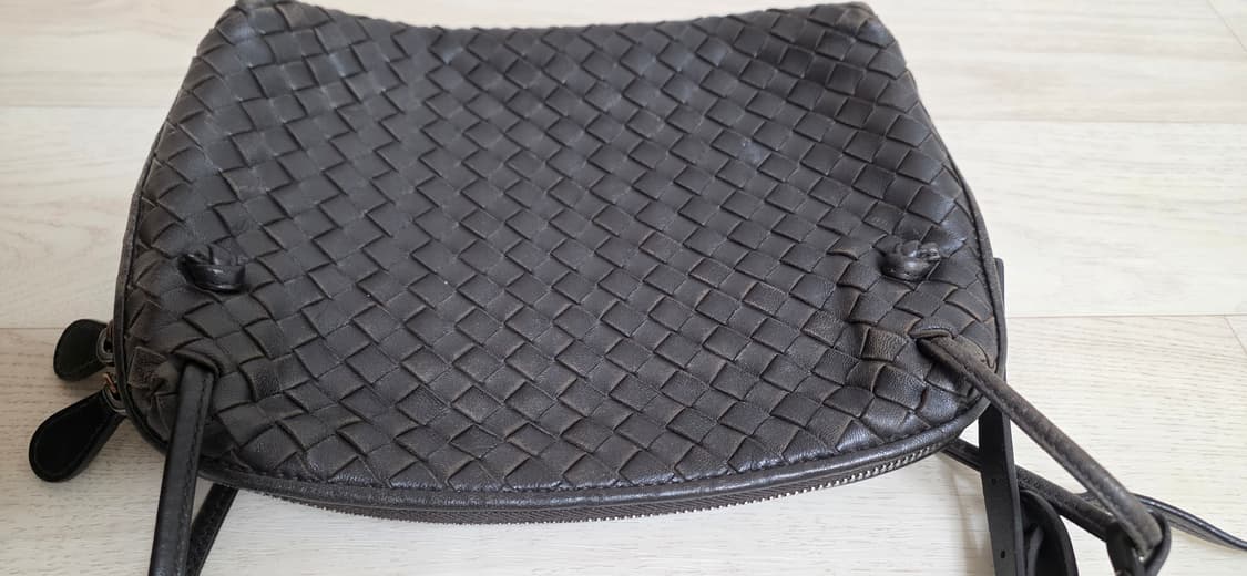 보테가베네타 크로스백 상품이미지9