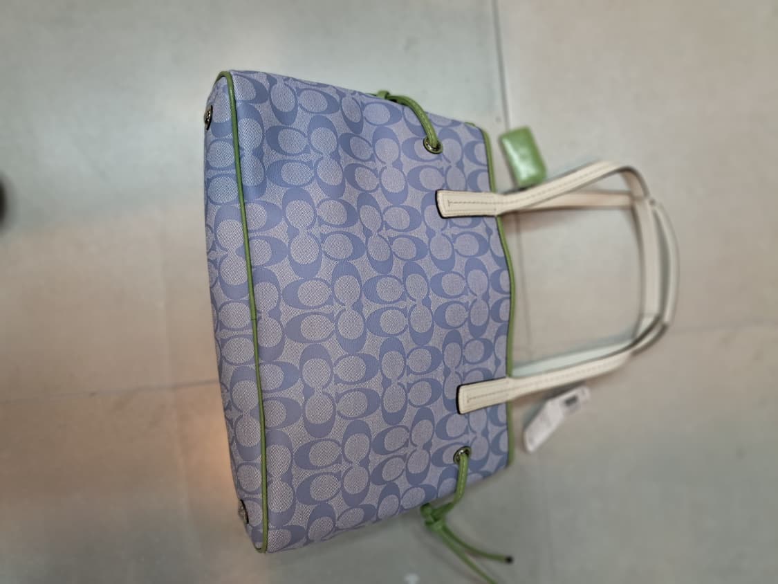 코치 시그니처 연보라 라임 토트백( 새상품) 상품이미지7